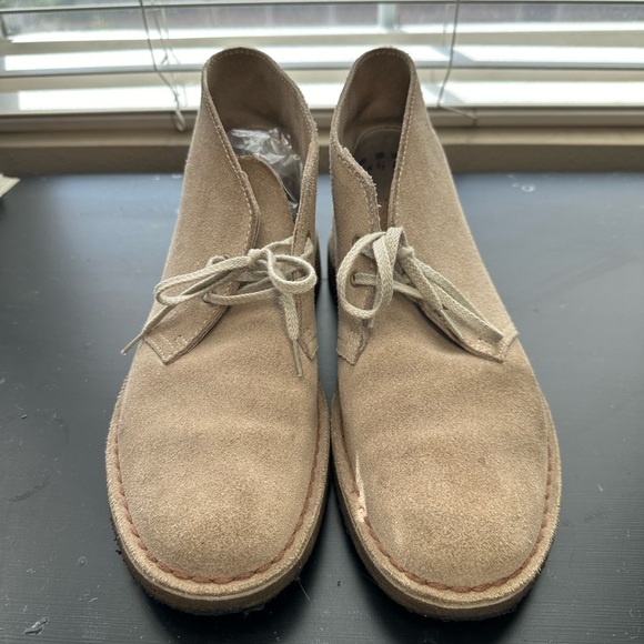 Clarks desert boot taupe suede crepe sole men’s 6/ women’s 8 - Picture 3 of 4